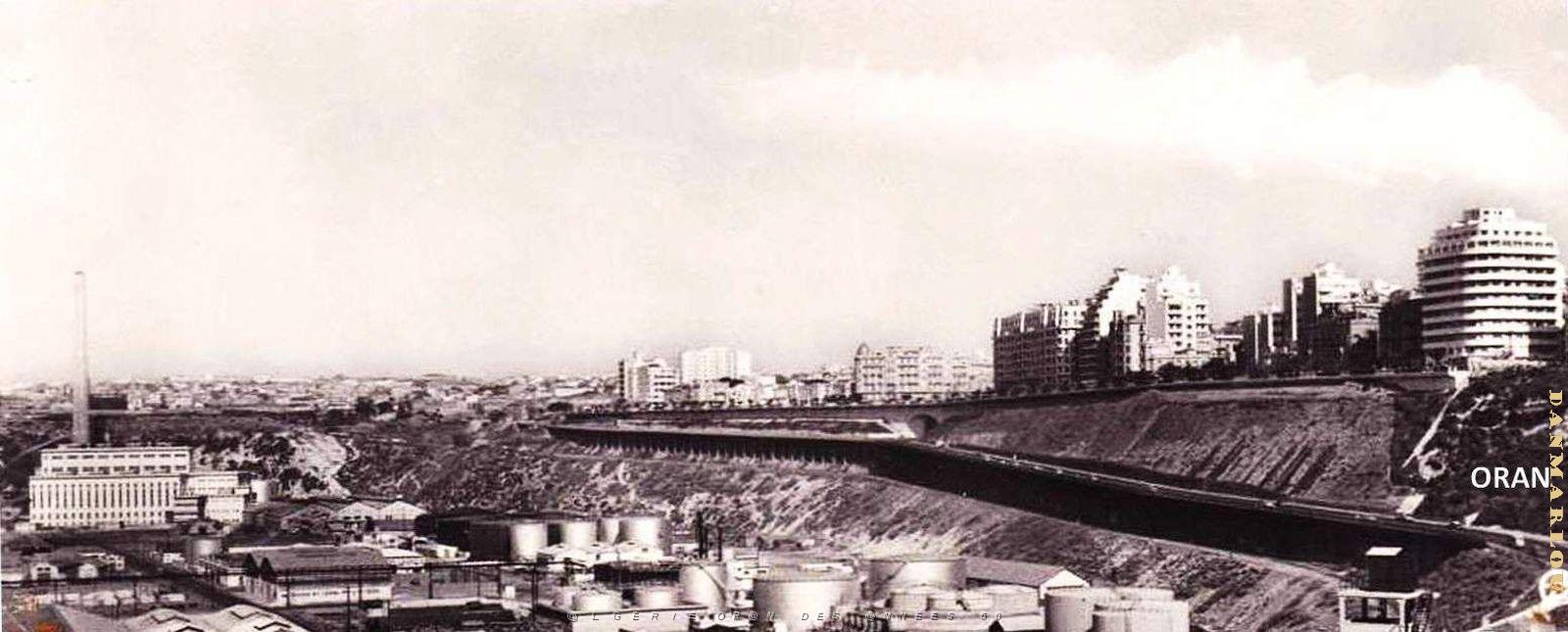 Oran - Panorama sur le Front de mer.jpg